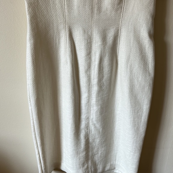 Dress - Picture 2 of 8